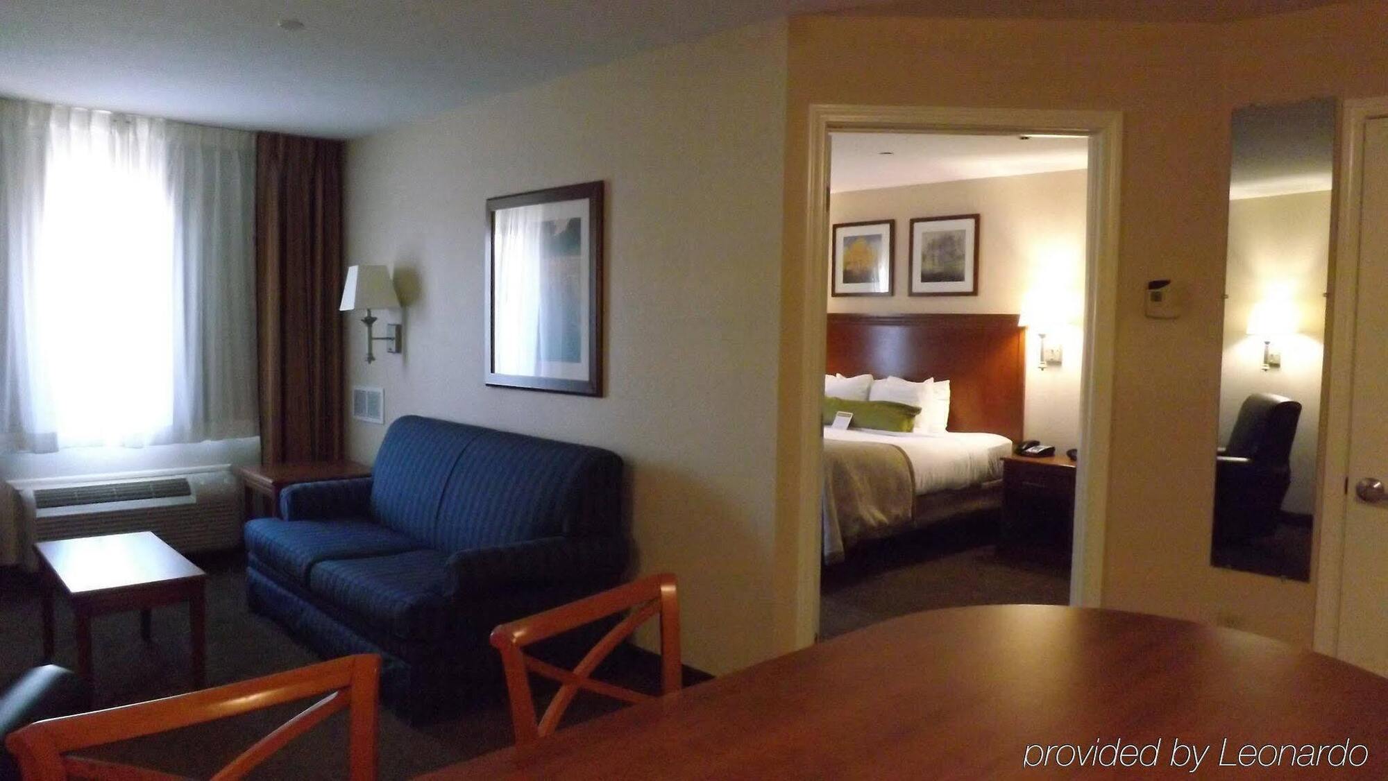 Candlewood Suites Fredericksburg By Ihg Exterior photo